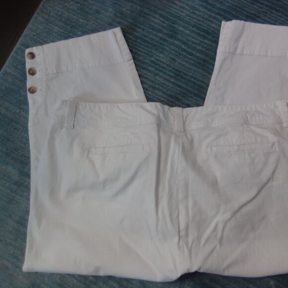 Cream Capris - Picture 3 of 7